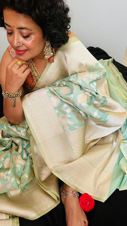 GUL MEHENDI