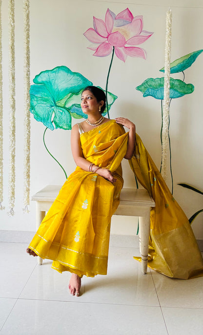 MUSKAAN