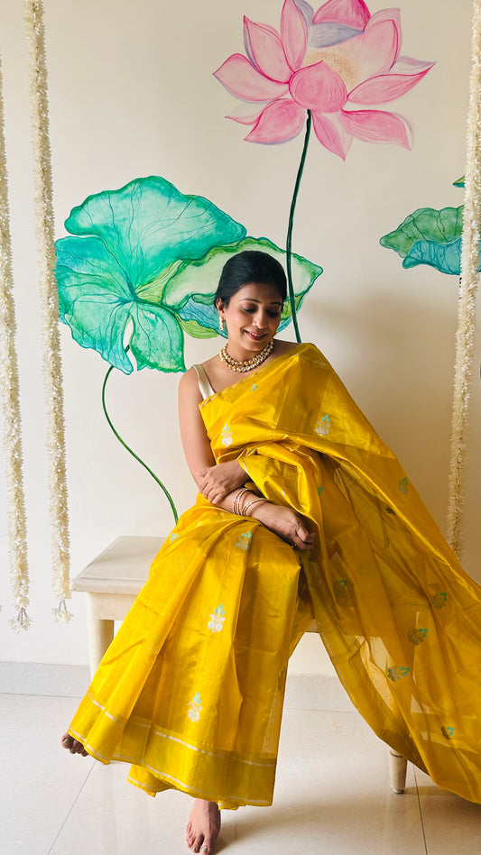 MUSKAAN