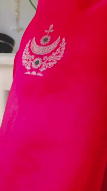 SALONI